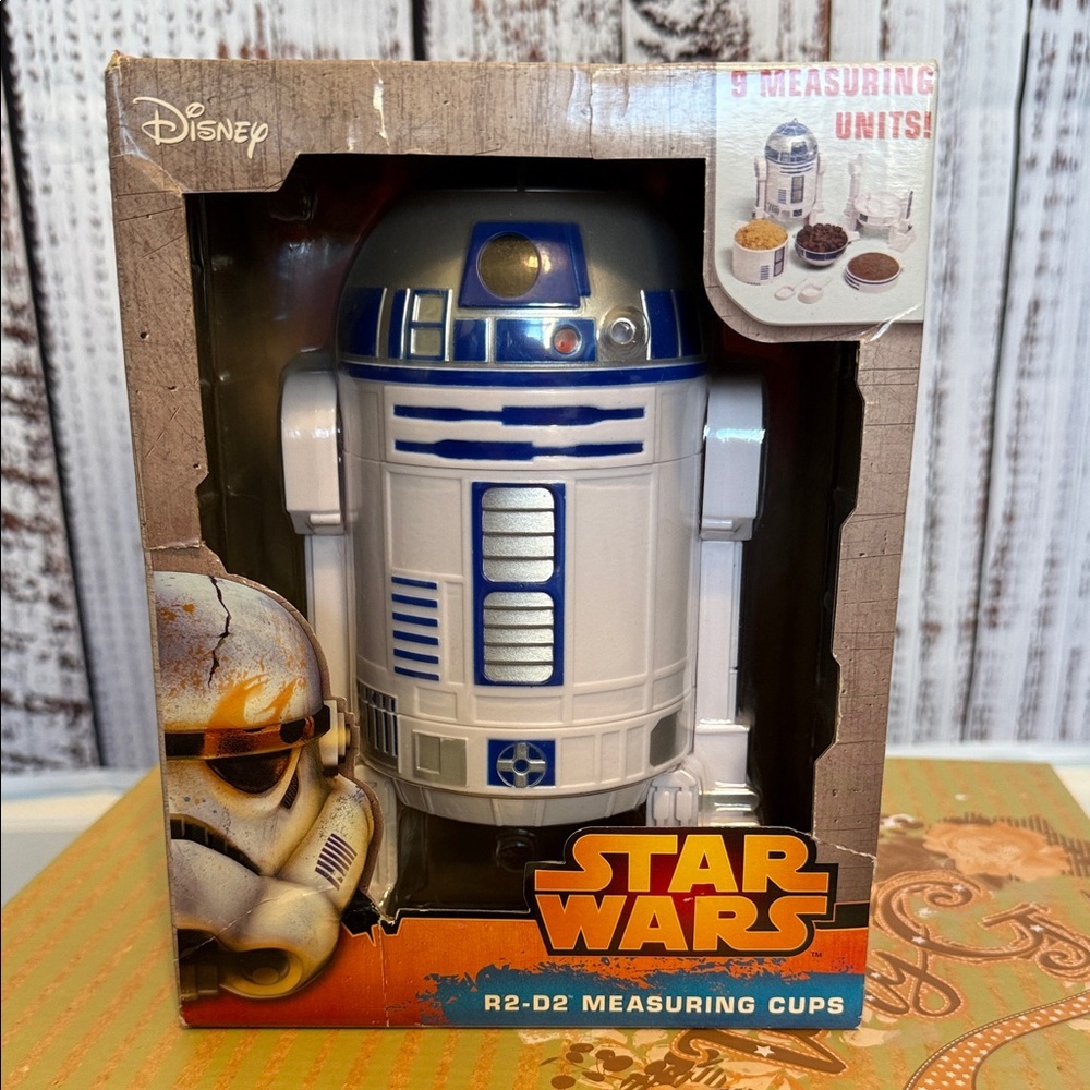 Disney Star Wars R2-D2 Measuring Cups -‎ White & Blue